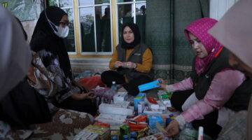 PIKABAS Bank Aceh Salurkan Bantuan Kemanusiaan dan Layanan Kesehatan Spesialis bagi Korban Banjir Aceh