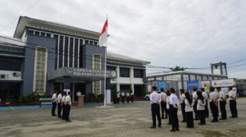 Tingkatkan Motivasi dan Imunitas, Lapas Narkotika Langkat Gelar Apel Penghargaan Pegawai Teladan dan Pembagian Vitamin