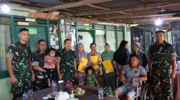 Anjangsana HUT Ke-1, Pangdam XIX Tuanku Tambusai Sambangi Keluarga Prajurit yang Tengah Berjuang