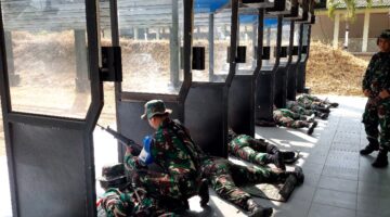 Bukan Sekadar Latihan Menembak, Prajurit Korem 083/Bdj Diasah Agar Tetap Siap Hadapi Setiap Tantangan