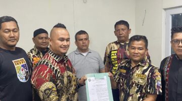 Perkuat Konsolidasi, PC 0201 GM FKPPI Kota Medan Serahkan SK Kepengurusan Rayon Medan Denai