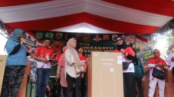 HUT ke-81 TNI di Lebak Meriah, Dua Warga Beruntung Dapat Paket Umrah dari Kodim 0603/Lebak
